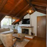 Eleni\'S Guesthouse