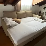 Eleni\'s Guesthouse