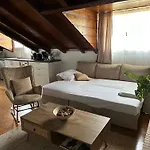 Eleni\'s Guesthouse