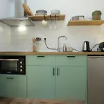 Eleni\'S Guesthouse